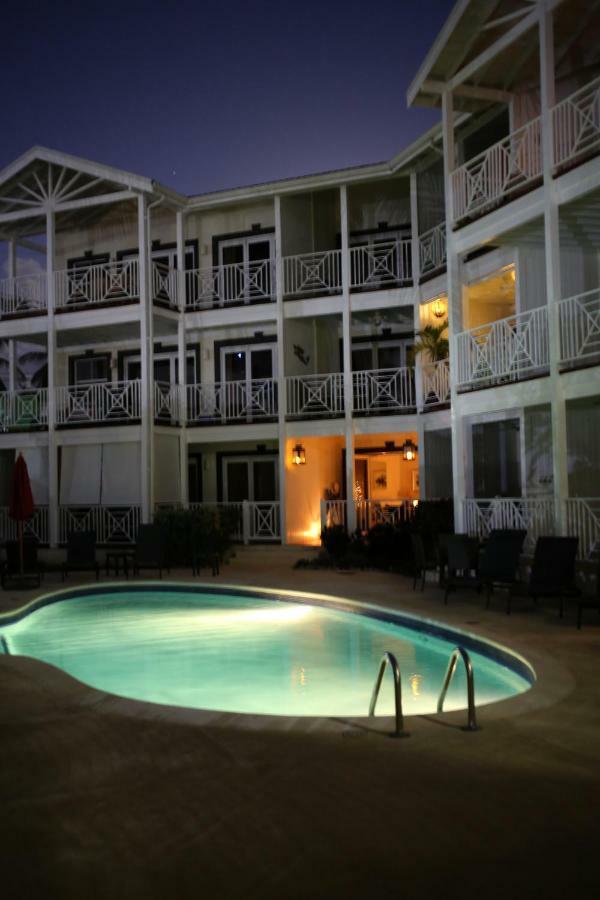 Sea Glass Villa - Spacious 3 Bed / 2 Bath Saint James Exterior foto